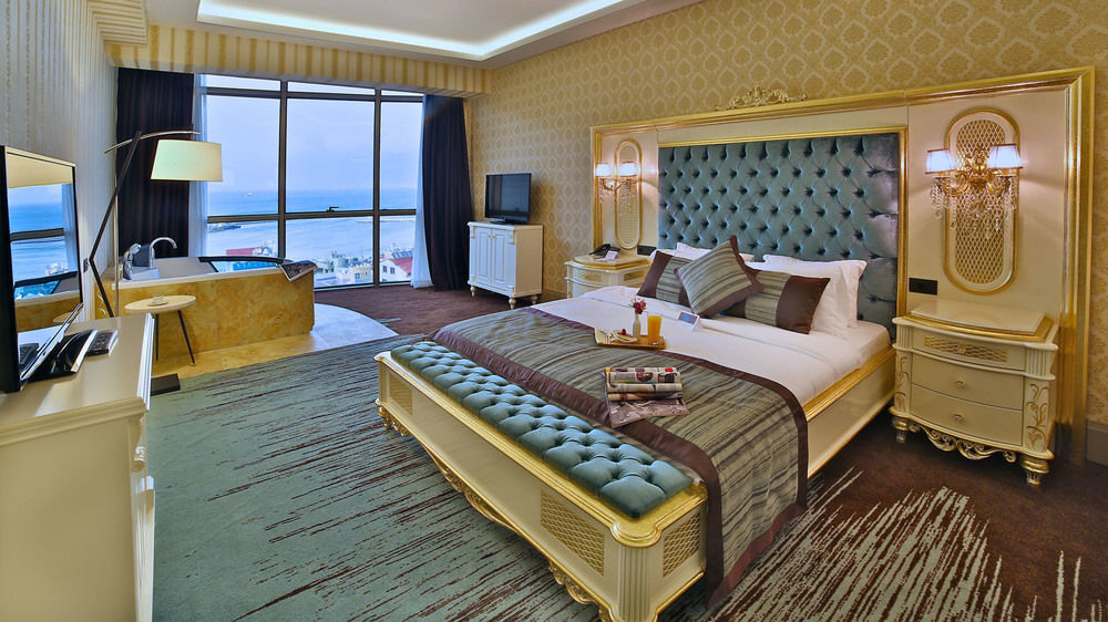 Готель Ramada By Wyndham Іскендерун Екстер'єр фото