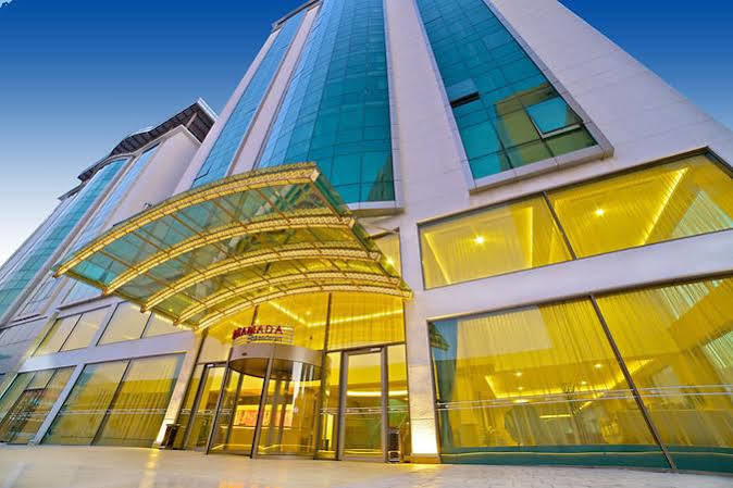 Готель Ramada By Wyndham Іскендерун Екстер'єр фото
